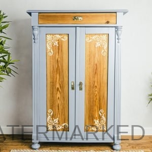 Marie Damask Corner Stencil